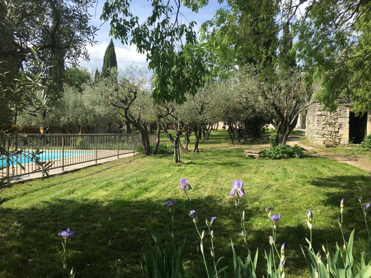 Les Olivettes Le Mazet Bed & Breakfast Uzes Exterior photo
